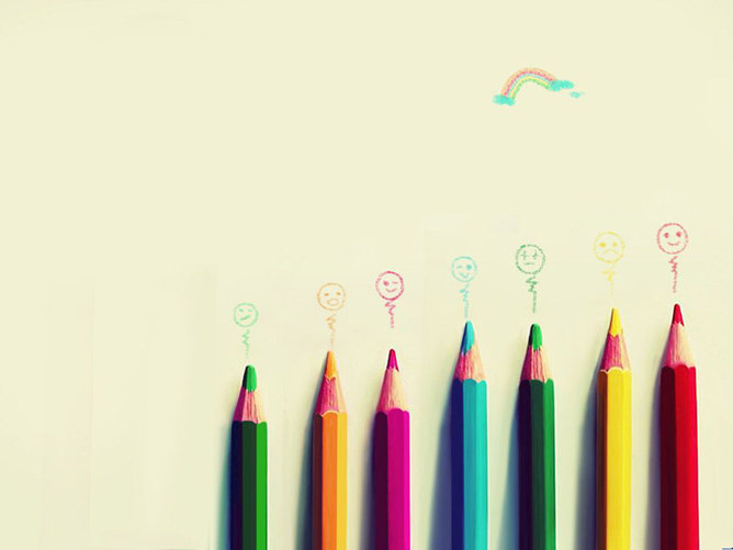 彩色铅笔幻灯片背景图片-美肚杀分享